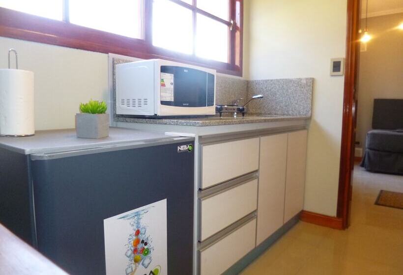 غرفة قياسية فردية, Garden House