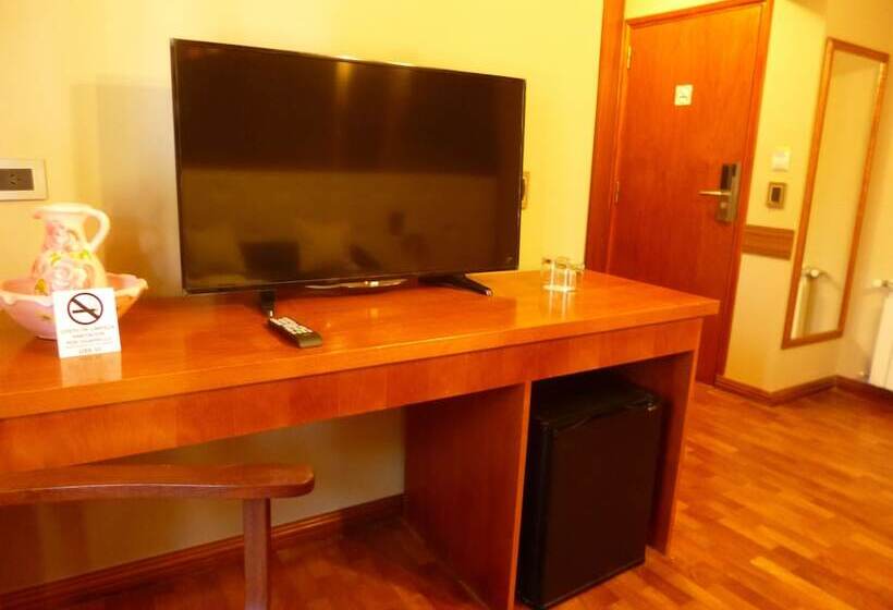 غرفة قياسية فردية, Garden House