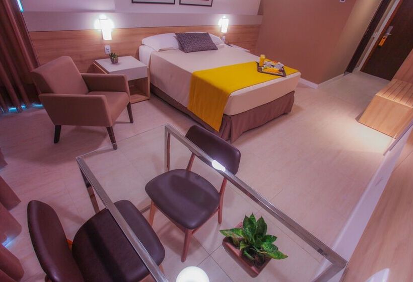 Quarto Estandar, Gran Mareiro