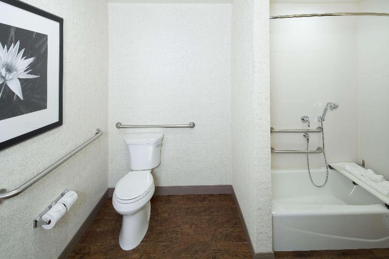 جناح سرير كينج, Hilton Garden Inn Longview