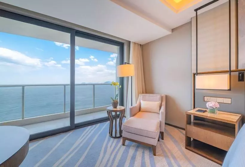 海の見えるダブルベッドスタンダードルーム, Hilton Zhoushan