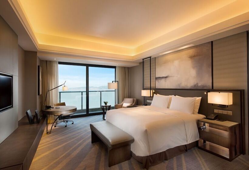 海の見えるダブルベッドスタンダードルーム, Hilton Zhoushan