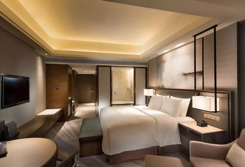 ダブルベッドスタンダードルーム, Hilton Zhoushan
