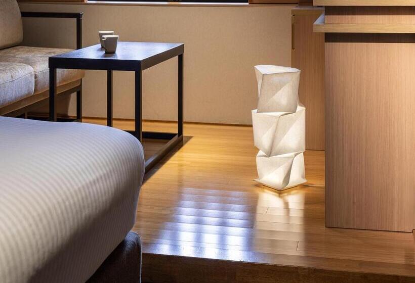 Номер Deluxe, Mitsui Garden Hotel Kyoto Shinmachi Bettei