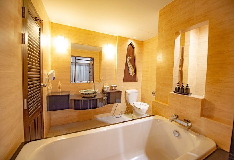 Номер Deluxe, Navatara Phuket Resort   Sha Extra Plus