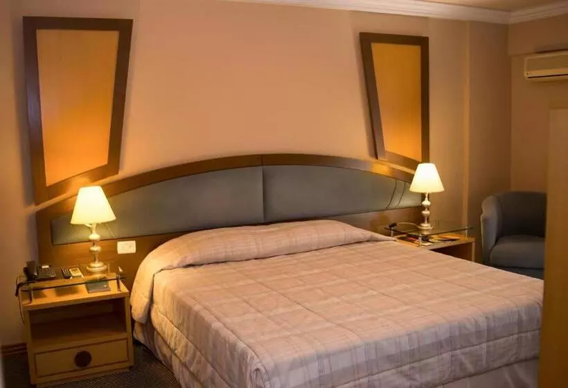Quarto standard, Rihad Palace