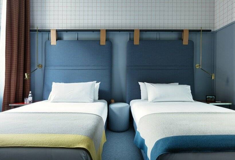 标准间, Room Mate Giulia