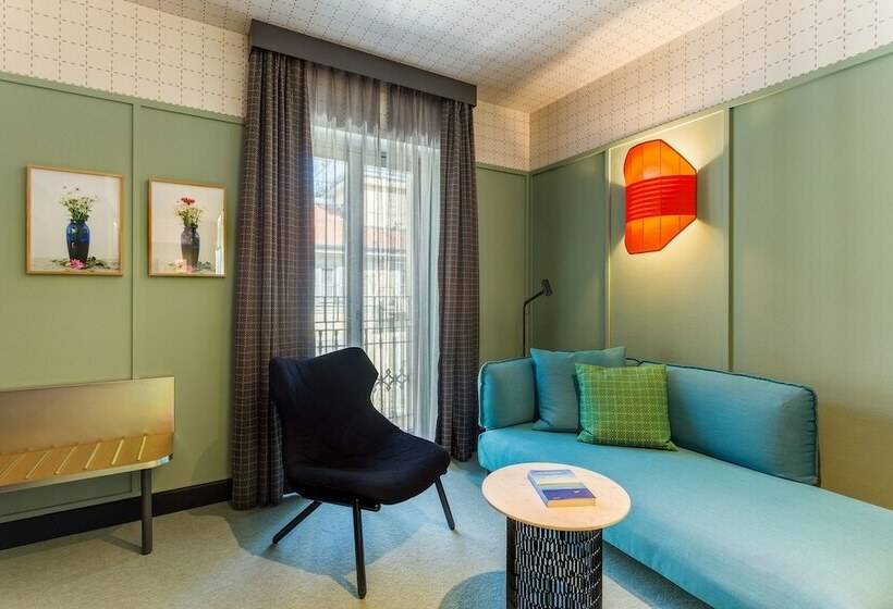 小型套房, Room Mate Giulia