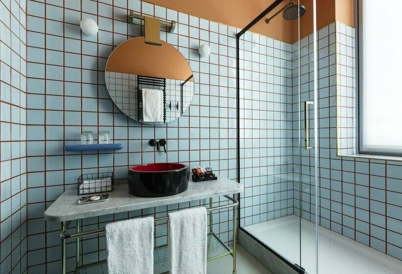 豪华房间, Room Mate Giulia