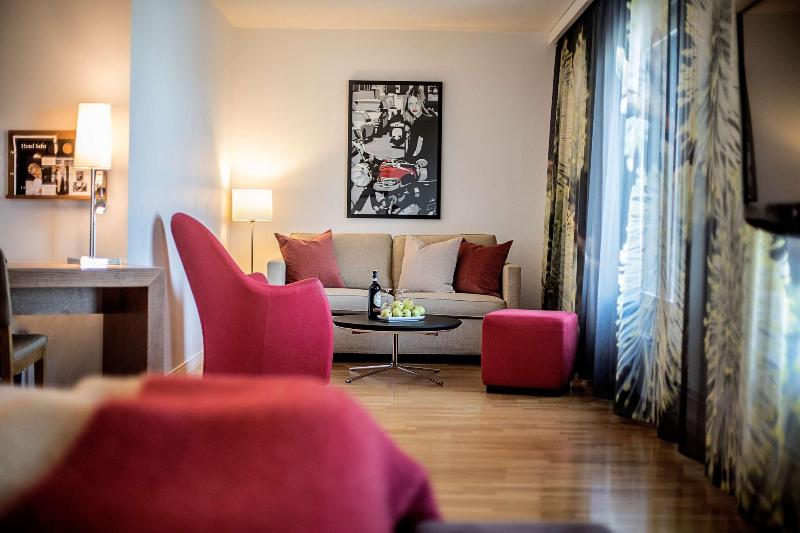 اتاق استاندارد با چشمانداز استخر, Silvestre