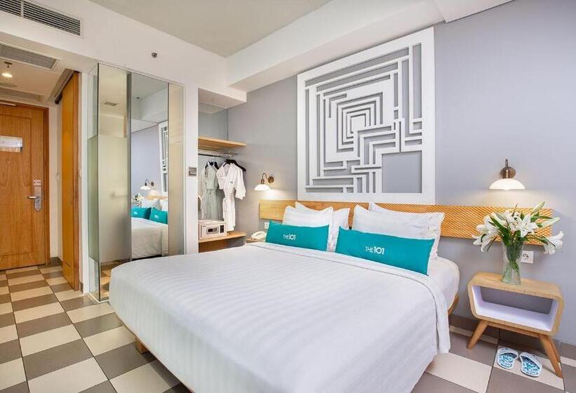 プールの見えるデラックスルーム, The 1o1 Bogor Suryakancana