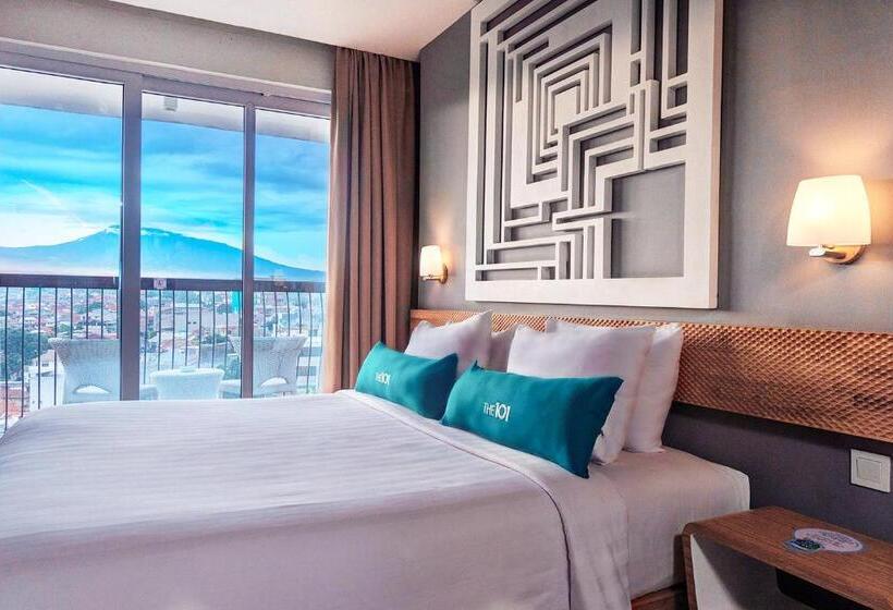 プールの見えるデラックスルーム, The 1o1 Bogor Suryakancana