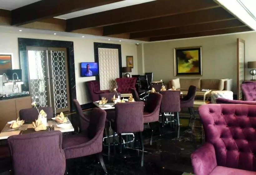 キングサイズベッドのデラックスルーム, The Light Hotel Penang