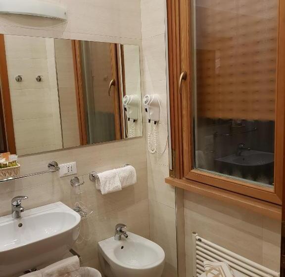 Номер Economy, Villa Adriana