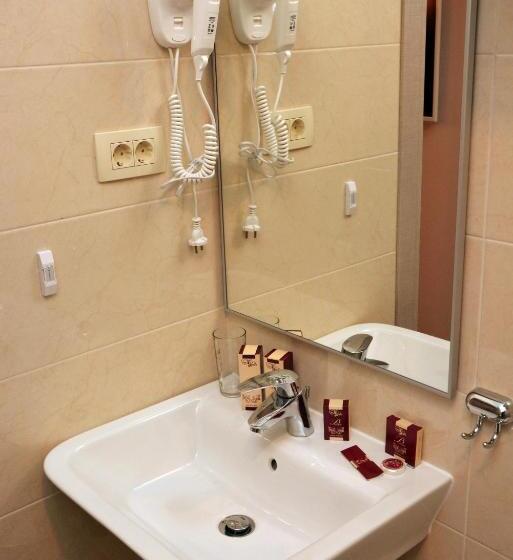 اتاق استاندارد, Vlaho