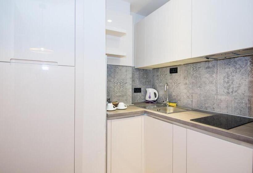 آپارتمان پریمیوم 1 خوابه, Vlaho