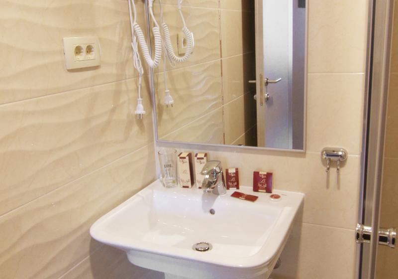 اتاق لوکس, Vlaho