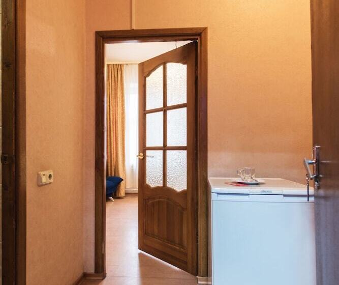 חדר סטנדרט לשלושה, Retro Hotel Street Flash