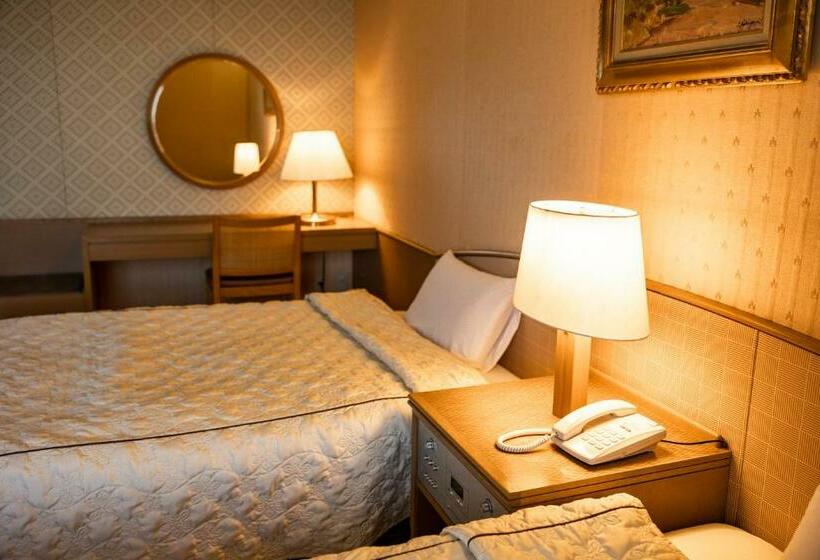 Семейный Номер, Chateraise Hotel Nirasaki No Mori