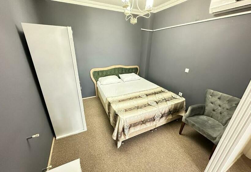 إستوديو قياسى مطلّ علي الحديقة, Bikka&asell Suite