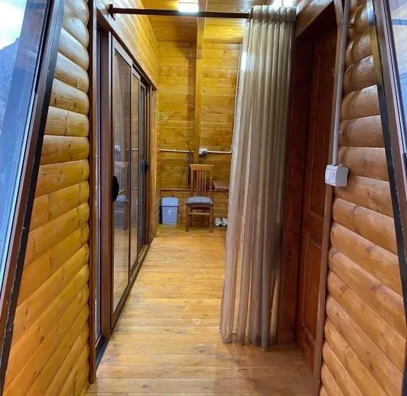 Standard Neljän Hengen Huone Parveke, Guesthouse Te Pjerini Selcë Cem