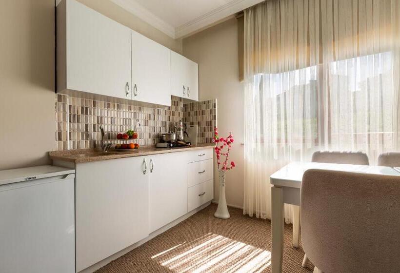 جناح مطل على المدينة, Bikka&asell Suite