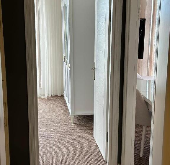 جناح مطلّ علي البحر, Bikka&asell Suite