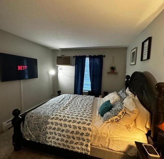 Номер Дюплекс, Glamour Homes With Balcony View, Free Champagne, Parking Next To Major Attractions
