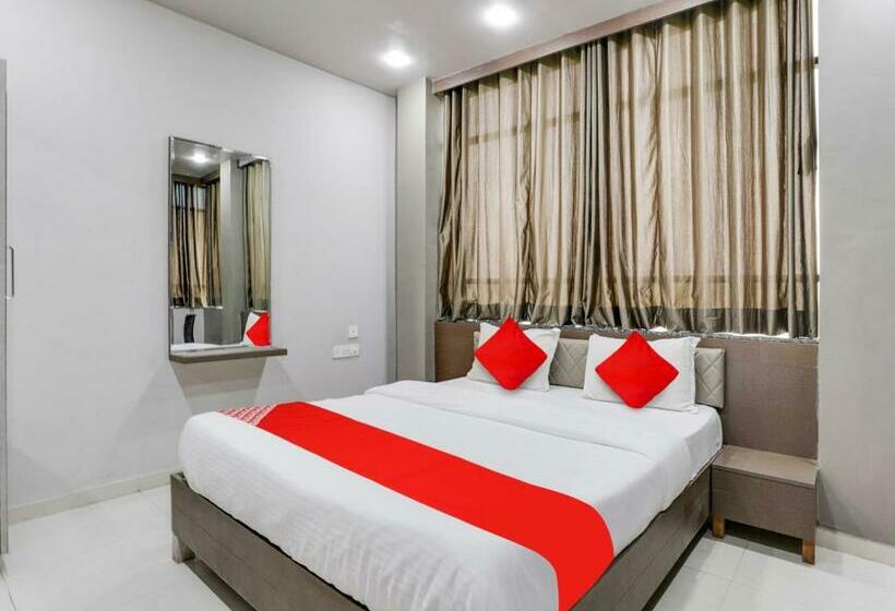 חדר קלאסי לשלושה, Flagship  Parishram Inn