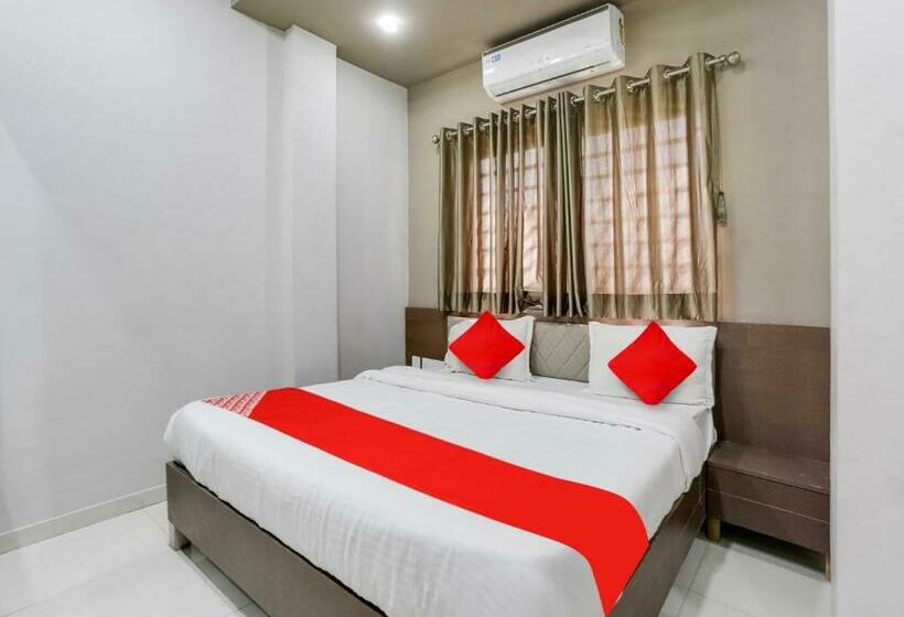 חדר קלאסי לשלושה, Flagship  Parishram Inn