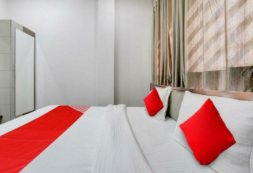 חדר קלאסי לשלושה, Flagship  Parishram Inn