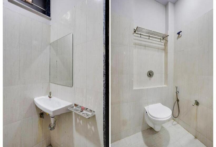 חדר קלאסי לשלושה, Flagship  Parishram Inn