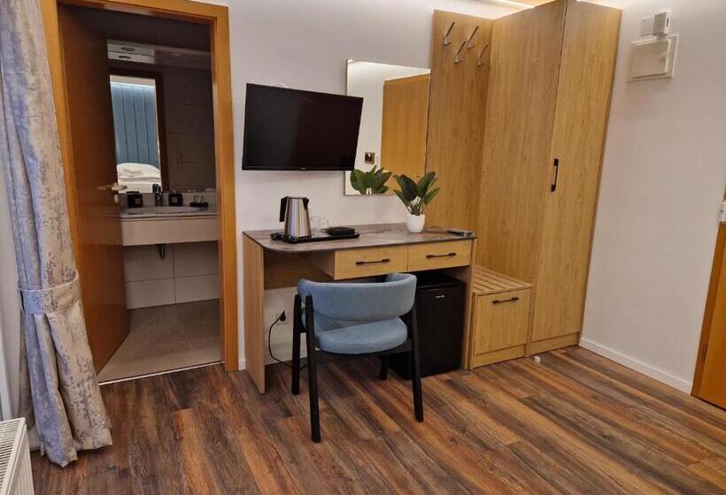 スタンダードルーム, Lottstetten