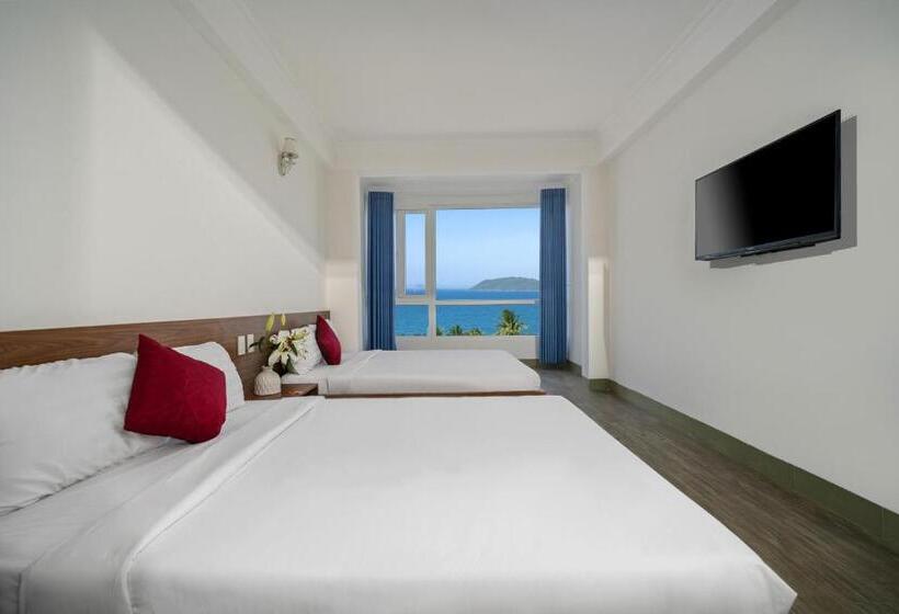 اتاق خانوادگی با چشمانداز دریا, Nami Hotel Nha Trang