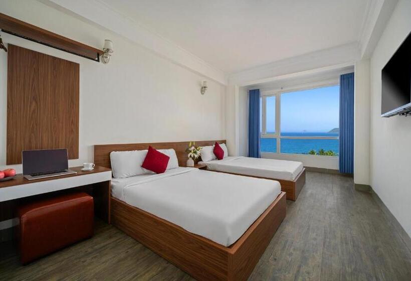 اتاق خانوادگی با چشمانداز دریا, Nami Hotel Nha Trang