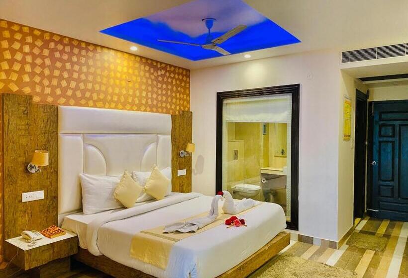 스탠다드 룸 킹사이즈 침대, Nature Mountain Valley View Resort    A Four Star Luxury Resort