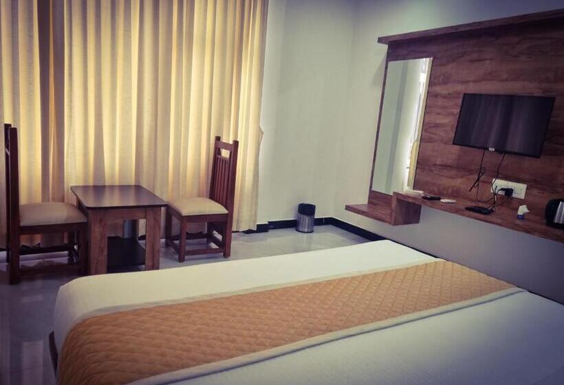标准间, Sadanand S Highway Inn, Tumkur