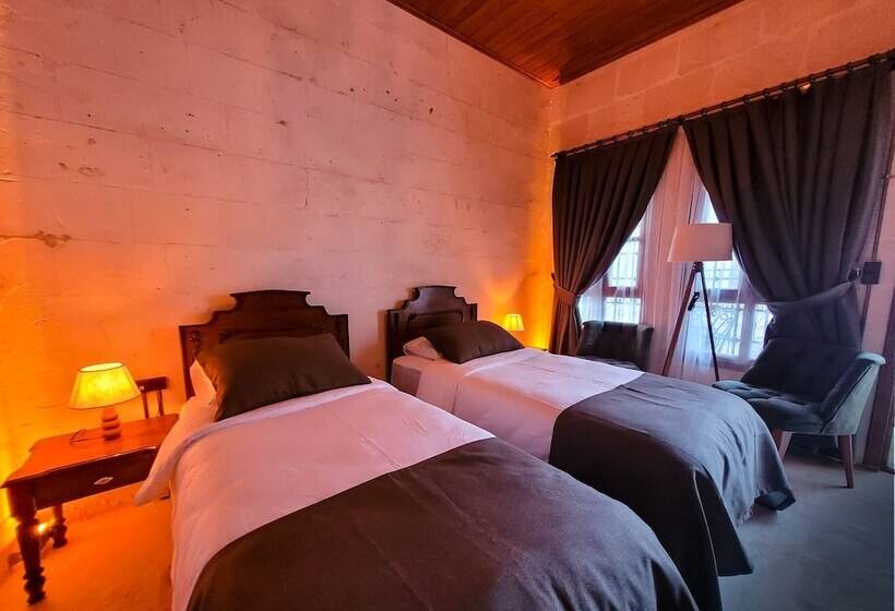 اتاق استاندارد, Reji Boutique