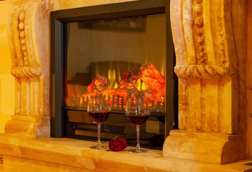 اتاق لوکس, Reji Boutique