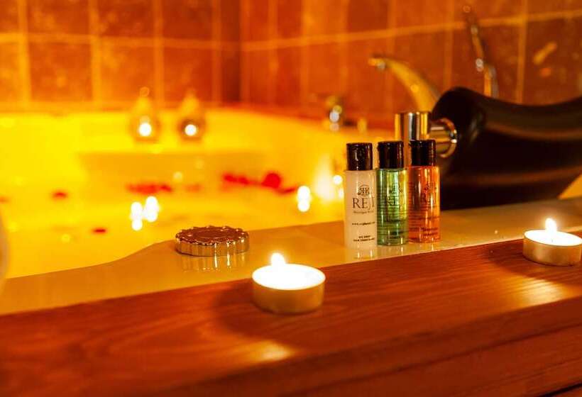 اتاق لوکس, Reji Boutique