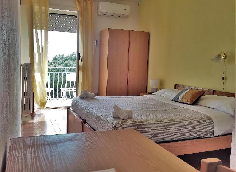 חדר סטנדרט עם מרפסת, Piccolo Hotel Nuova Gestione