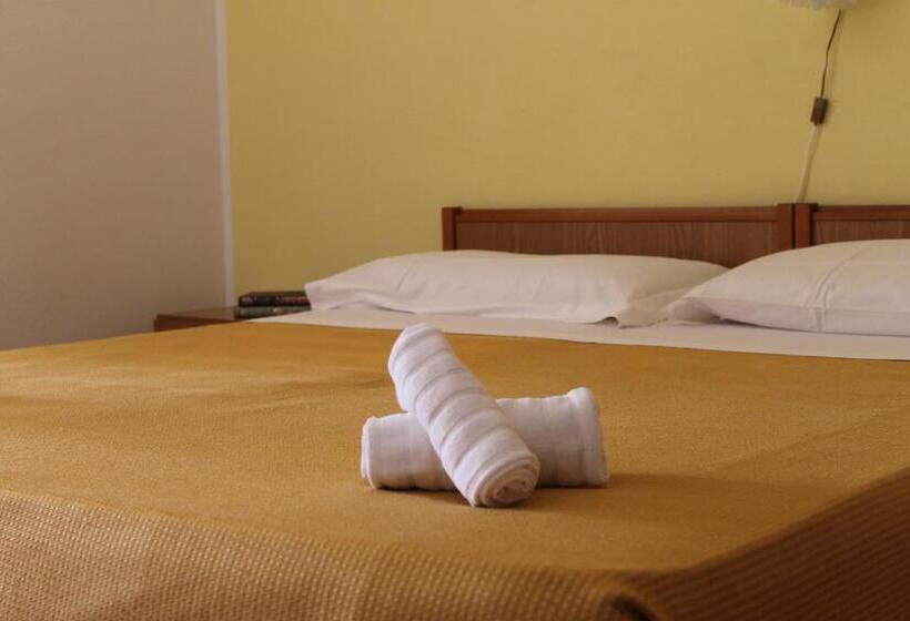 חדר סטנדרט נוף להרים, Piccolo Hotel Nuova Gestione