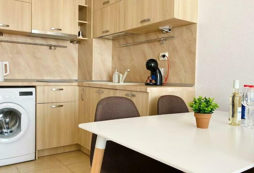 شقة غرفة واحدة مطلة على البحر, Apartello⊛com Bademite   Private Apartments Near The Sea In Sveti Vlas