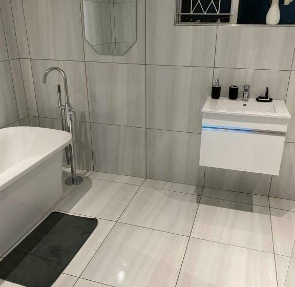 スタンダードルーム, Lodge At Nyala