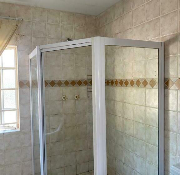 スタンダードルーム, Lodge At Nyala