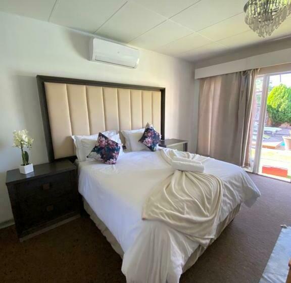 スタンダードルーム, Lodge At Nyala