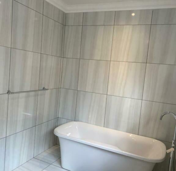 スタンダードルーム, Lodge At Nyala