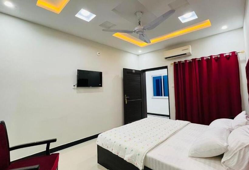 سوییت خانوادگی, 11 Sweets