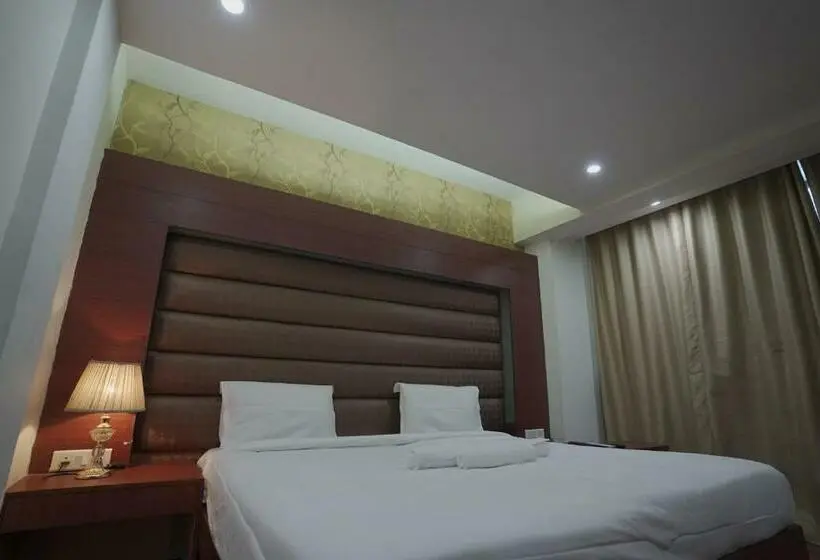 Standard-huone, Geetika Galaxy Hotel By Wb Inn