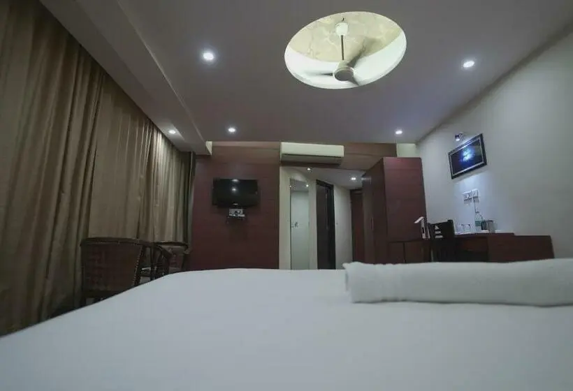 Standard-huone, Geetika Galaxy Hotel By Wb Inn